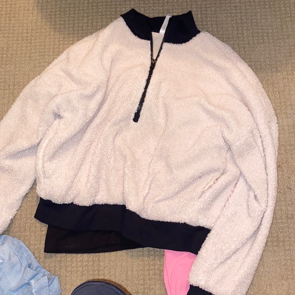 Sherpa jacket from fabletics
